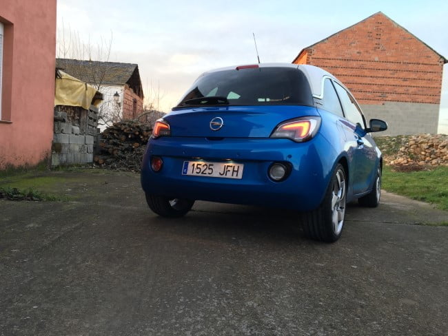 Opel Adam 1.0 Turbo Slam