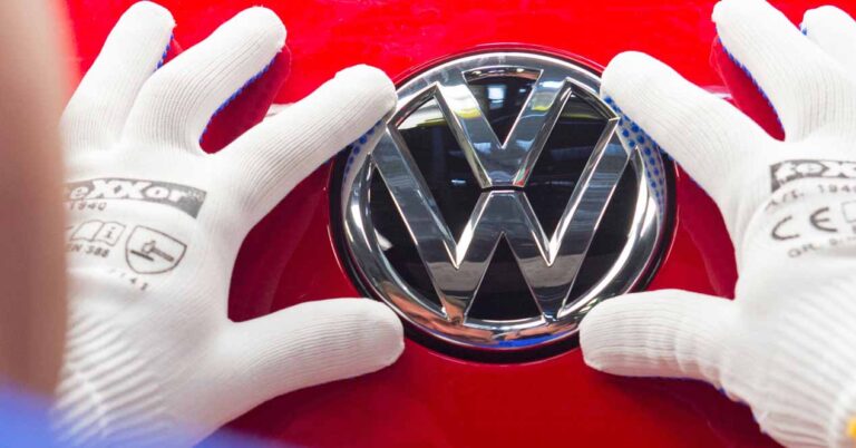 volkswagen logo