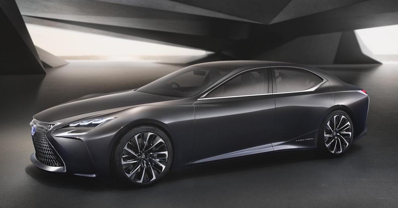 Lexus LS