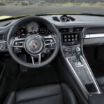 Porsche 911 Carrera 4 Interior
