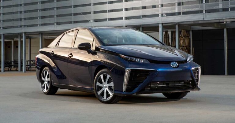 toyota mirai