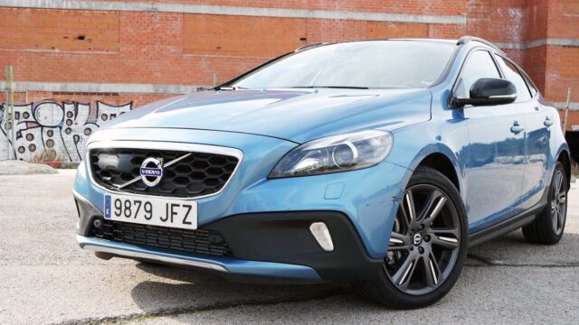 Volvo V40 Cross Country T5 Awd