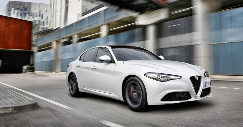 Alfa Romeo Giulia Frontal