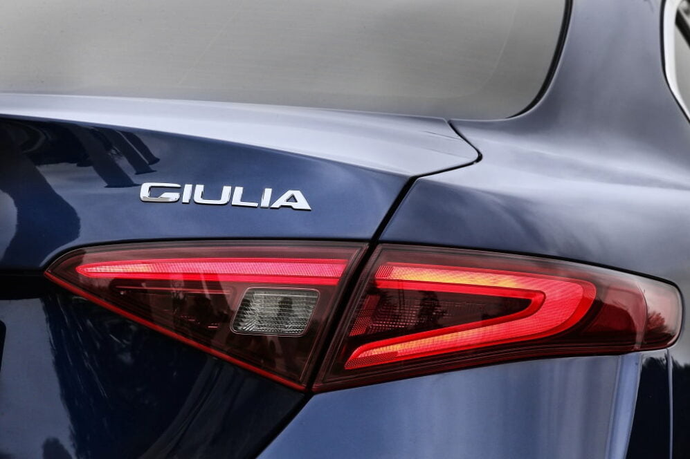 Alfa Romeo Giulia Detalle Piloto