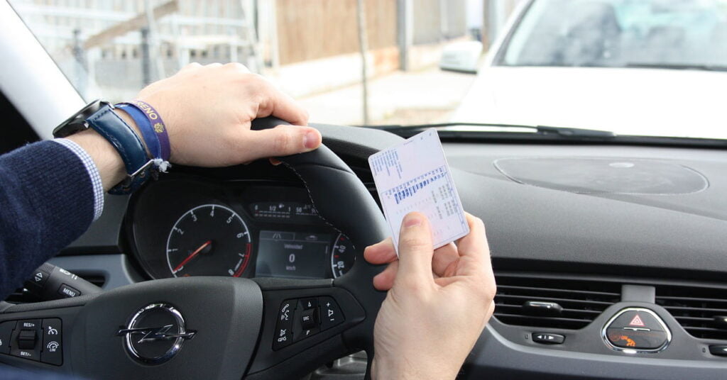 Carnet De Conduciir