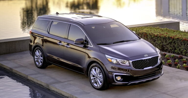 kia sedona