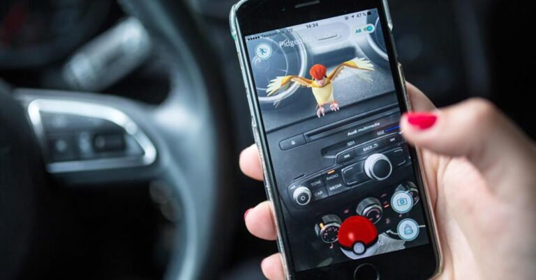 pokemon go en el coche