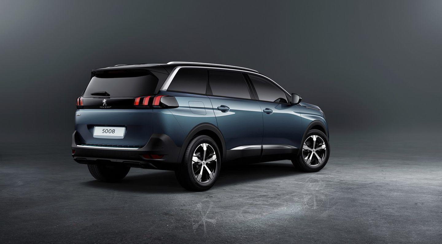 Fotografía Trasera Del Peugeot 5008 2017