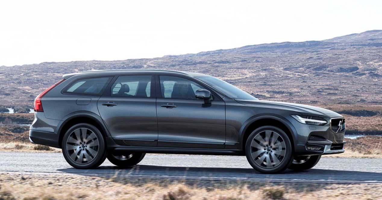 volvo v90 cross country 2017 lateral