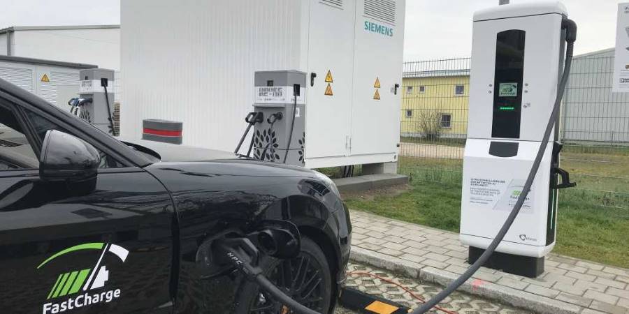 fast charge porsche