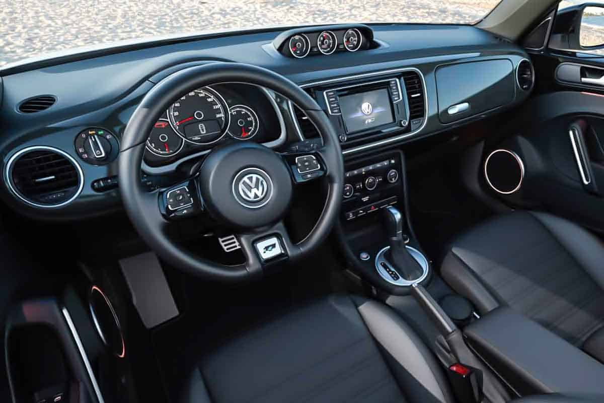 volkswagen new beetle interior
