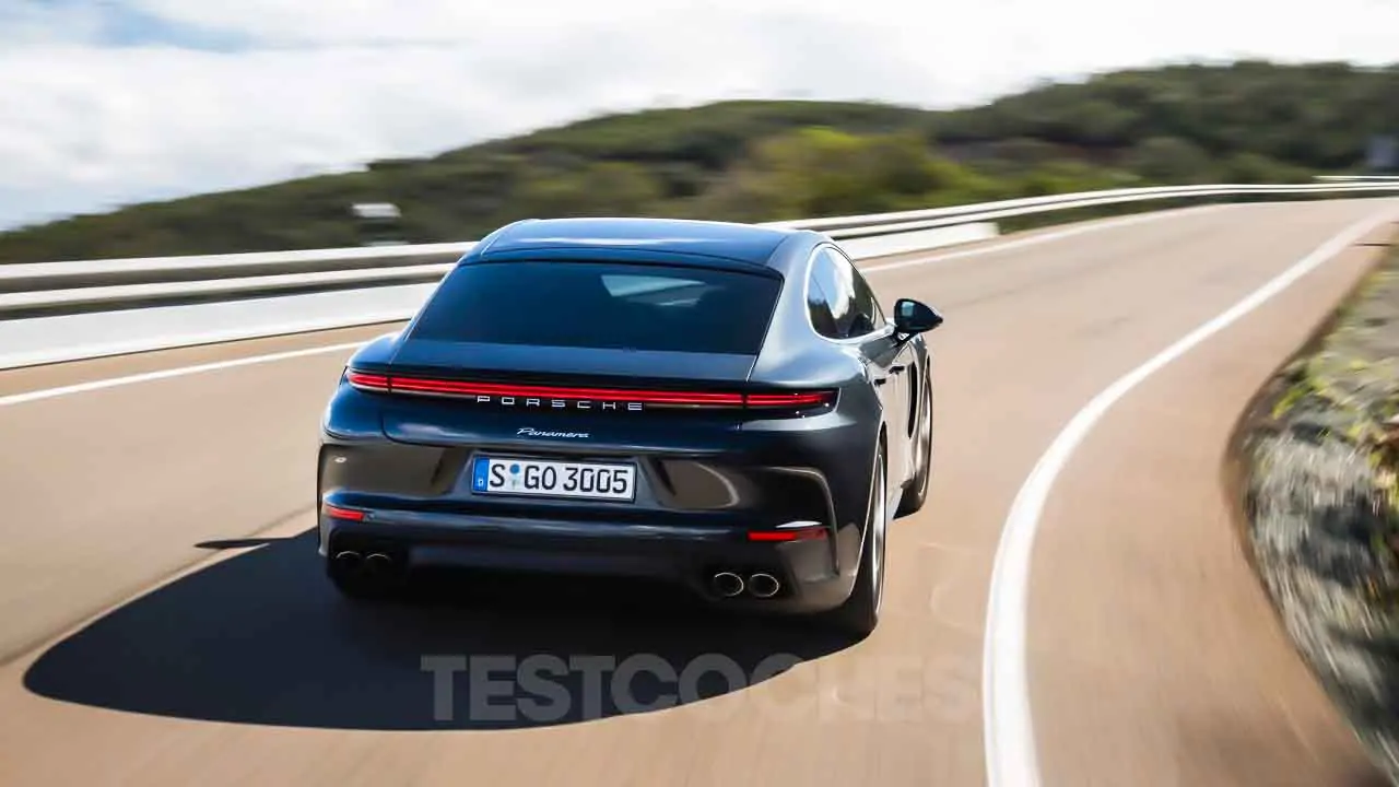 El Porsche Panamera eléctrico no ‘matará’ al gasolina ¿Miedo a dar el salto?