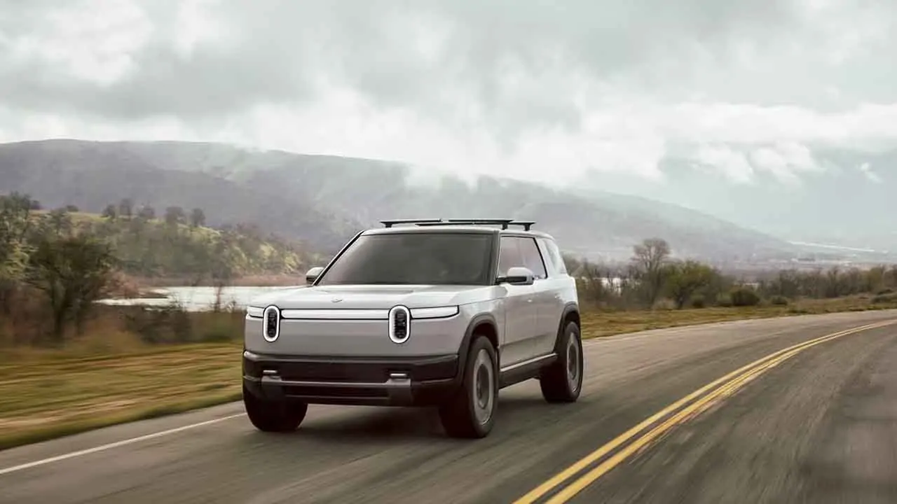 Rivian llega a Europa, ya tenemos fecha oficial para el R2 y el R3